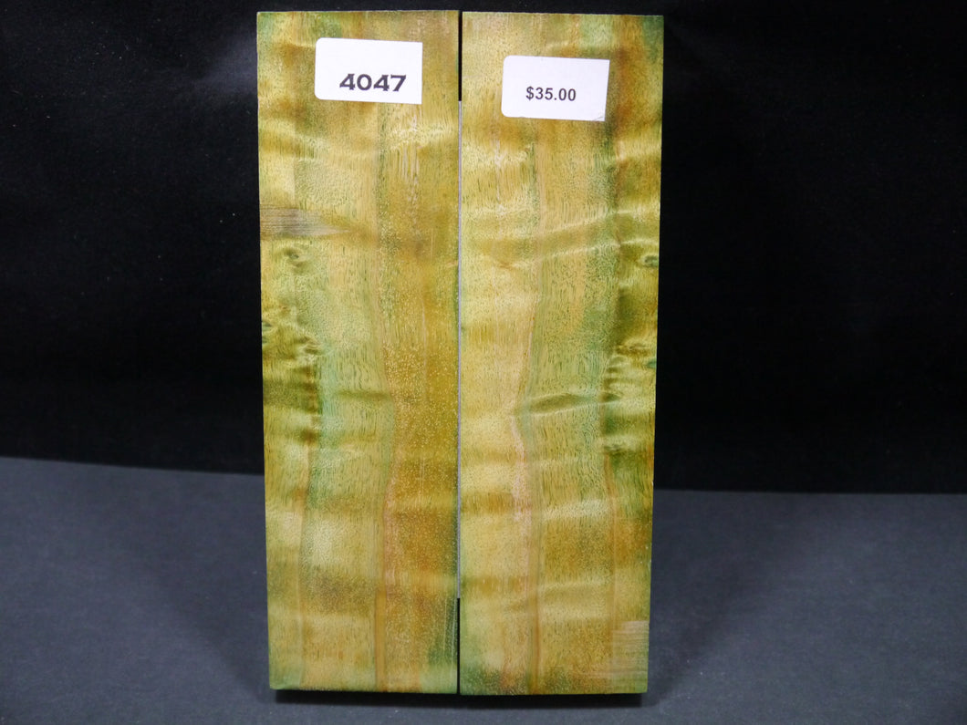 Stabilized Dyed Cottonwood Scales SW4047